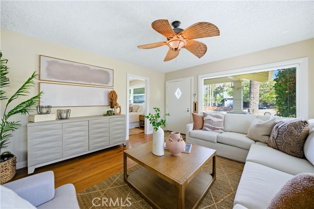 MLS #PW25241622 image #2