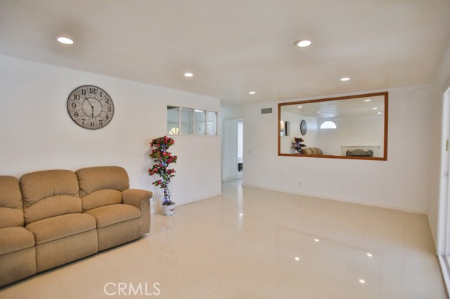 MLS #PW25241685 image #2