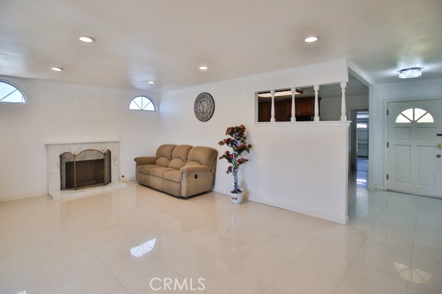 MLS #PW25241685 image #3