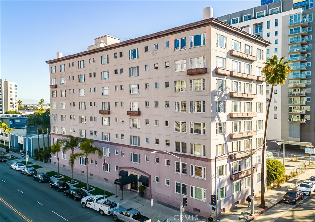 MLS #PW25242052 image #1