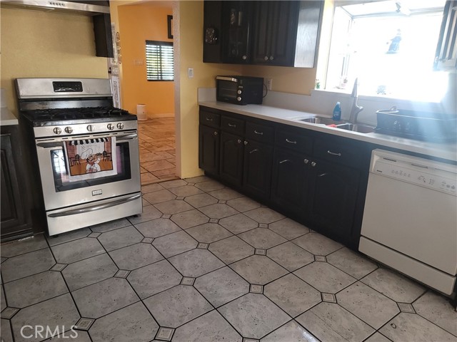 MLS #PW25242079 image #5