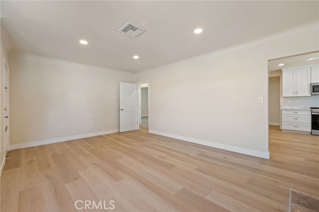 MLS #PW25242334 image #10