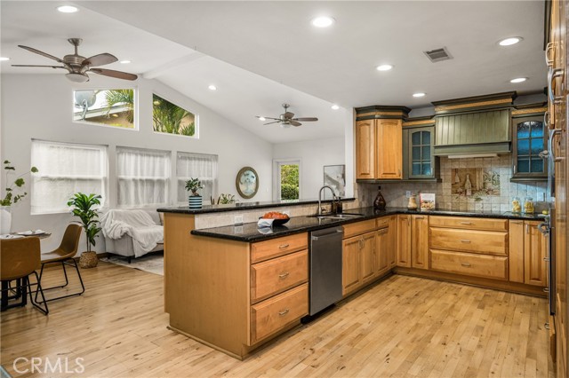 MLS #PW25242728 image #11