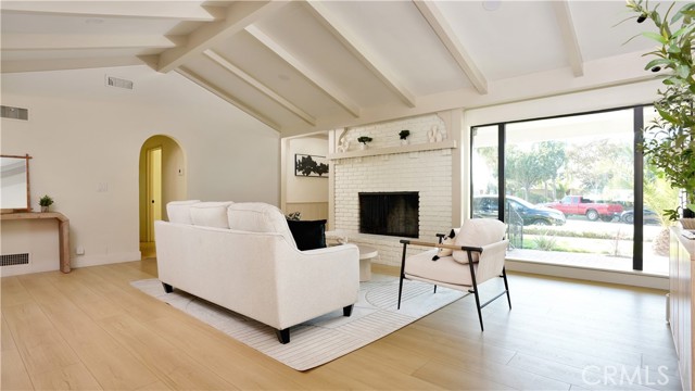 MLS #PW25242862 image #5