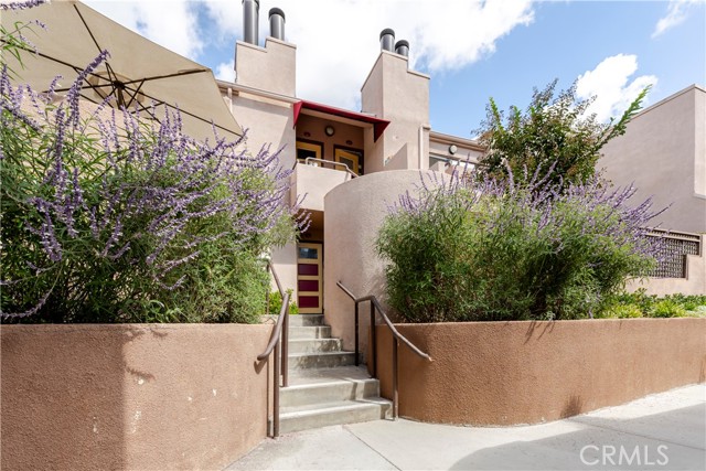 MLS #PW25243836 image #1