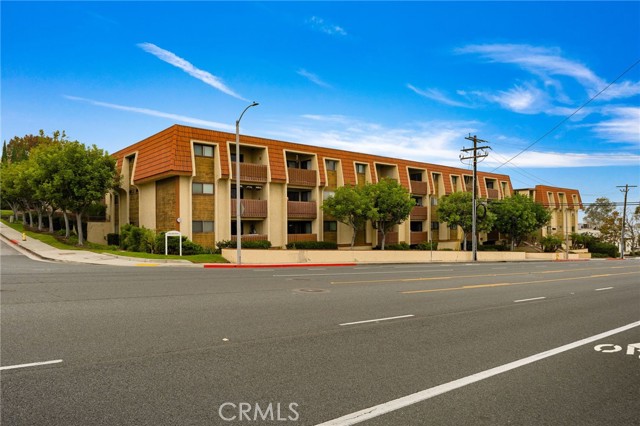 MLS #PW25244307 image #4