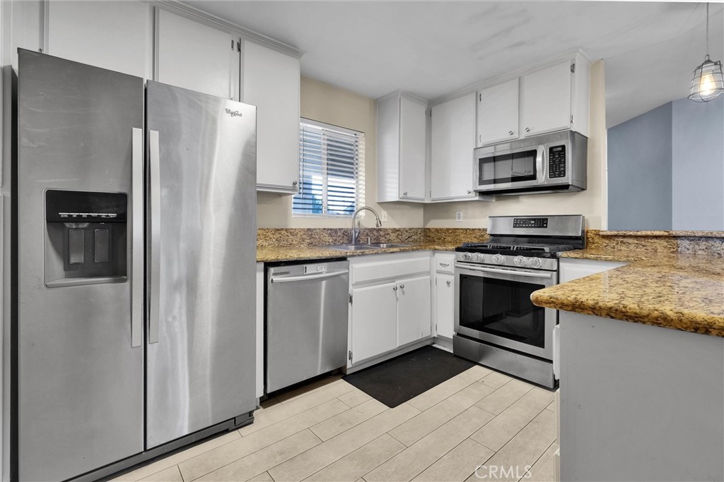 MLS #PW25244986 image #1