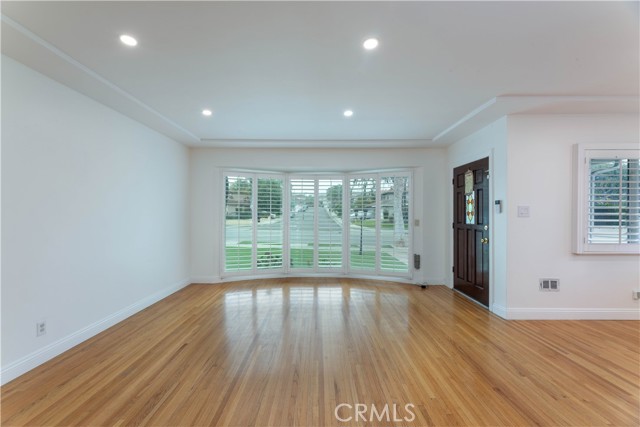 MLS #PW25245312 image #4