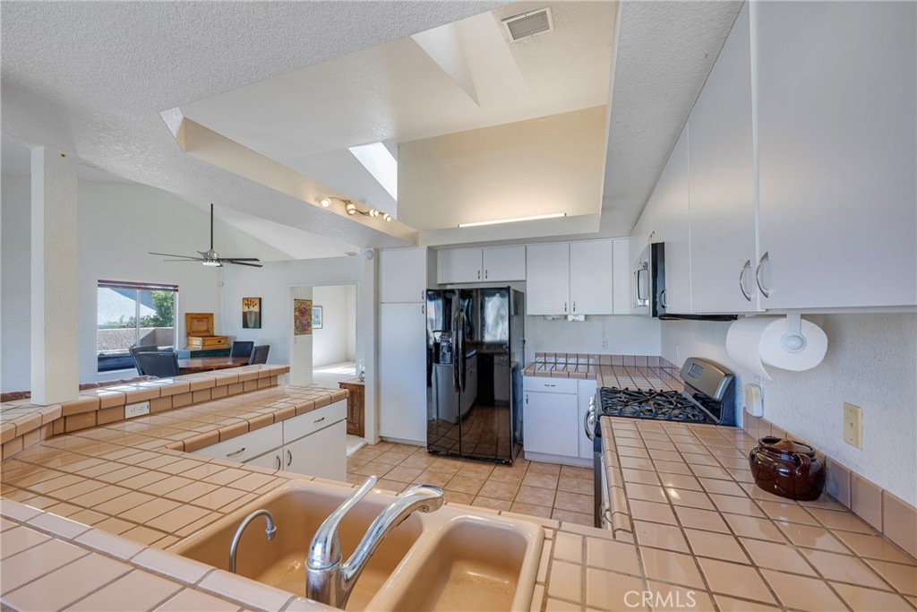 MLS #PW25245958 image #12