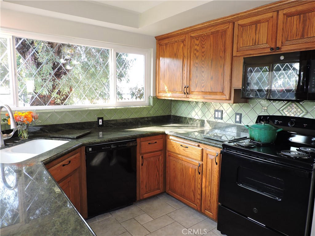 MLS #PW25246014 image #5