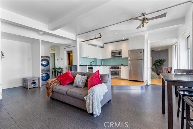 MLS #PW25246957 image #1