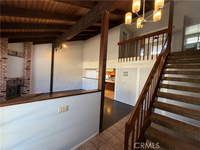 MLS #PW25247480 image #1