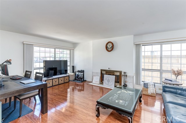 MLS #PW25249728 image #2