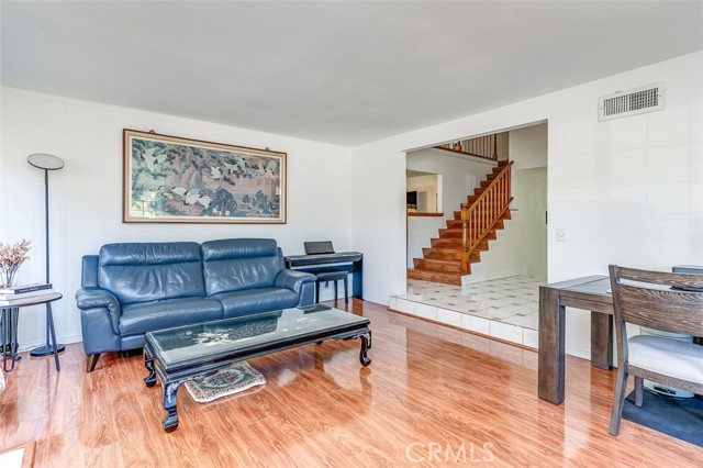 MLS #PW25249728 image #4