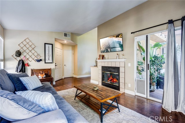 MLS #PW25249975 image #0