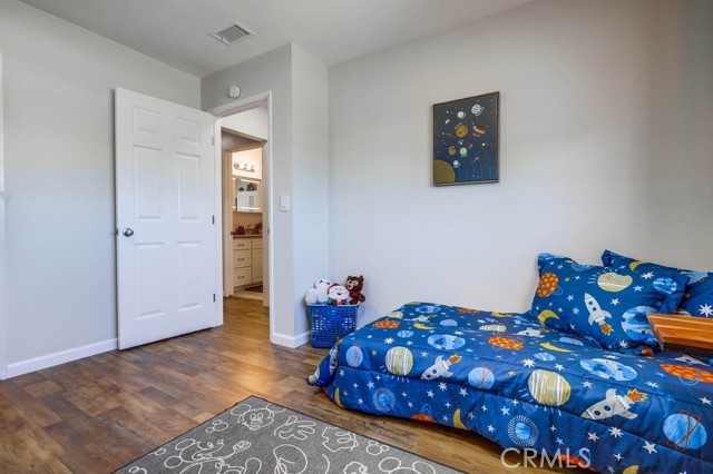 MLS #PW25250592 image #23