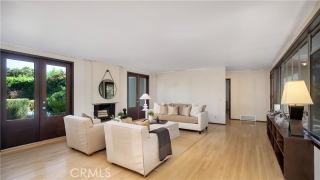 MLS #PW25250820 image #1