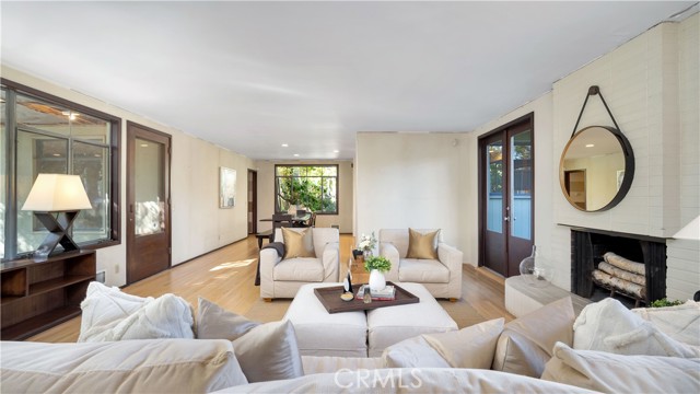 MLS #PW25250820 image #4