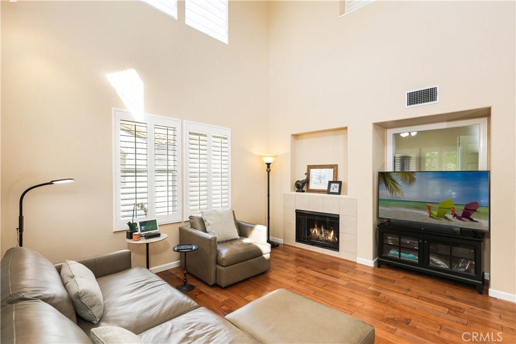 MLS #PW25250979 image #4