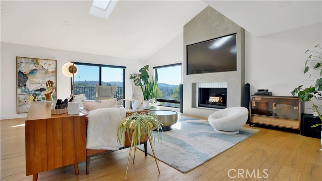 MLS #PW25251114 image #9