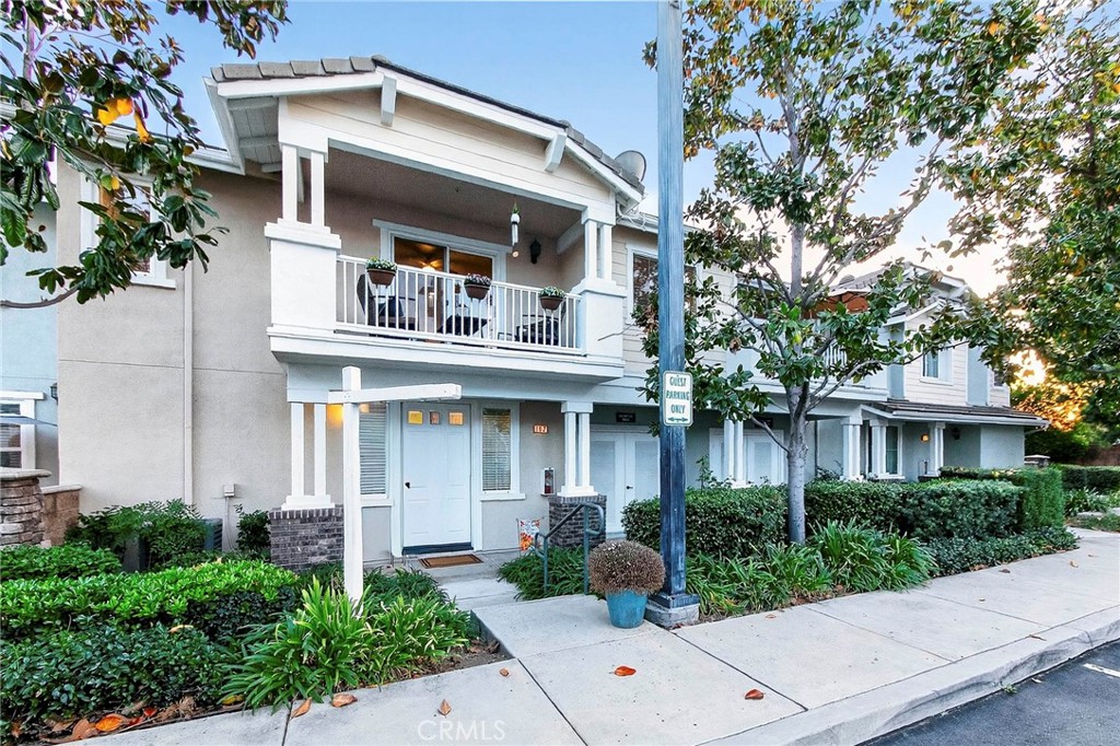 MLS #PW25251126 image #1