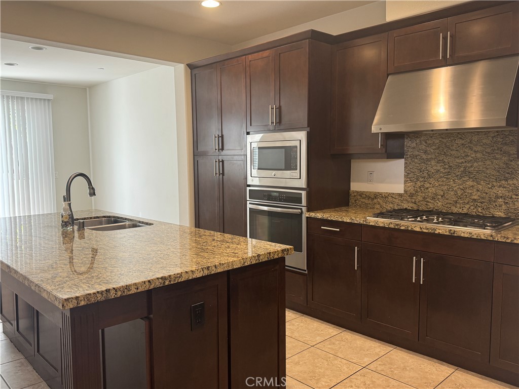 MLS #PW25251238 image #3