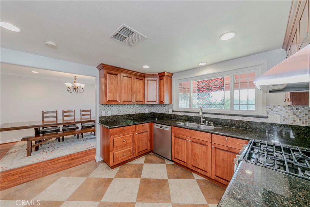 MLS #PW25251297 image #18