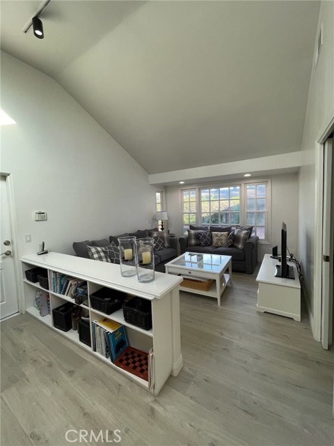 MLS #PW25251349 image #5