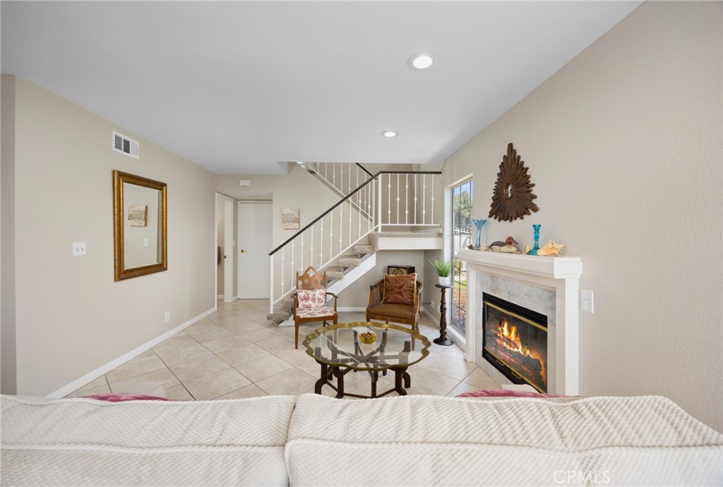 MLS #PW25251453 image #6