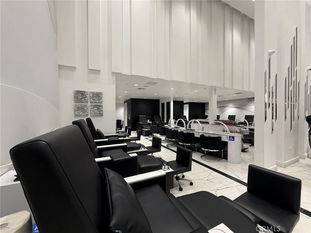 MLS #PW25252055 img 3