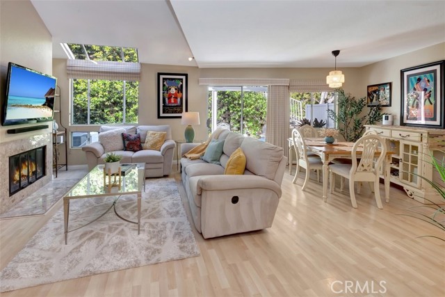 MLS #PW25252334 image #1