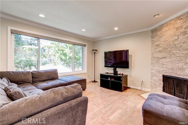 MLS #PW25252380 image #9