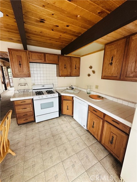 MLS #PW25252673 image #5