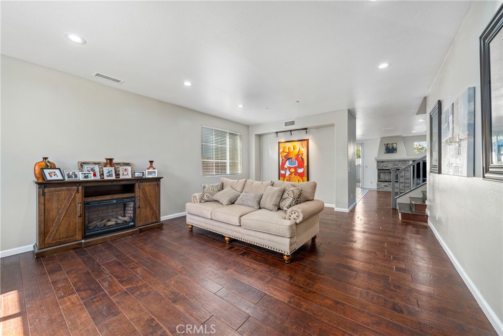 MLS #PW25252902 image #15