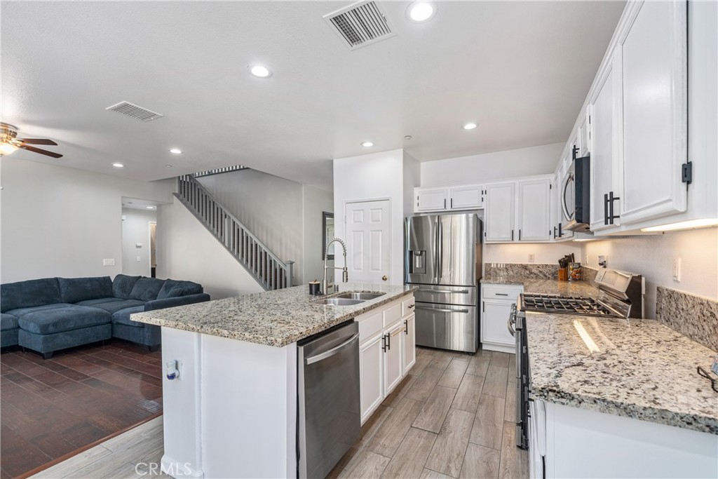 MLS #PW25252902 image #6