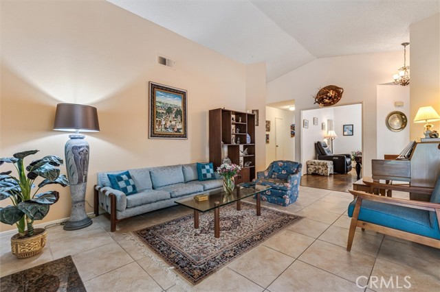 MLS #PW25252915 image #4