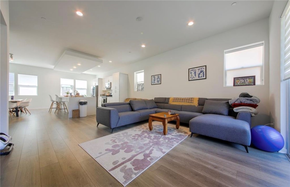 MLS #PW25252963 image #10