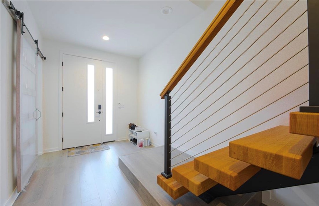 MLS #PW25252963 image #2