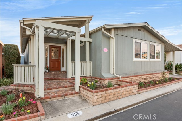 MLS #PW25253201 image #0