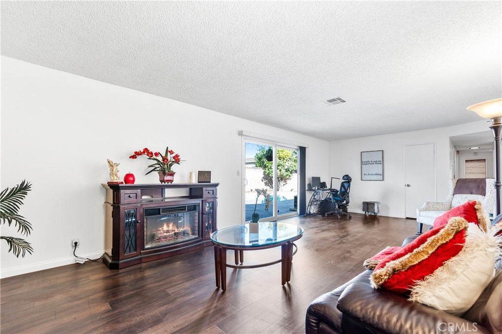 MLS #PW25253351 image #15