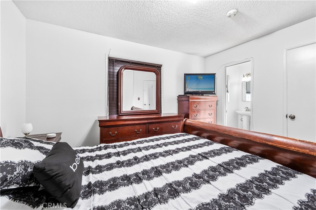 MLS #PW25253351 image #30