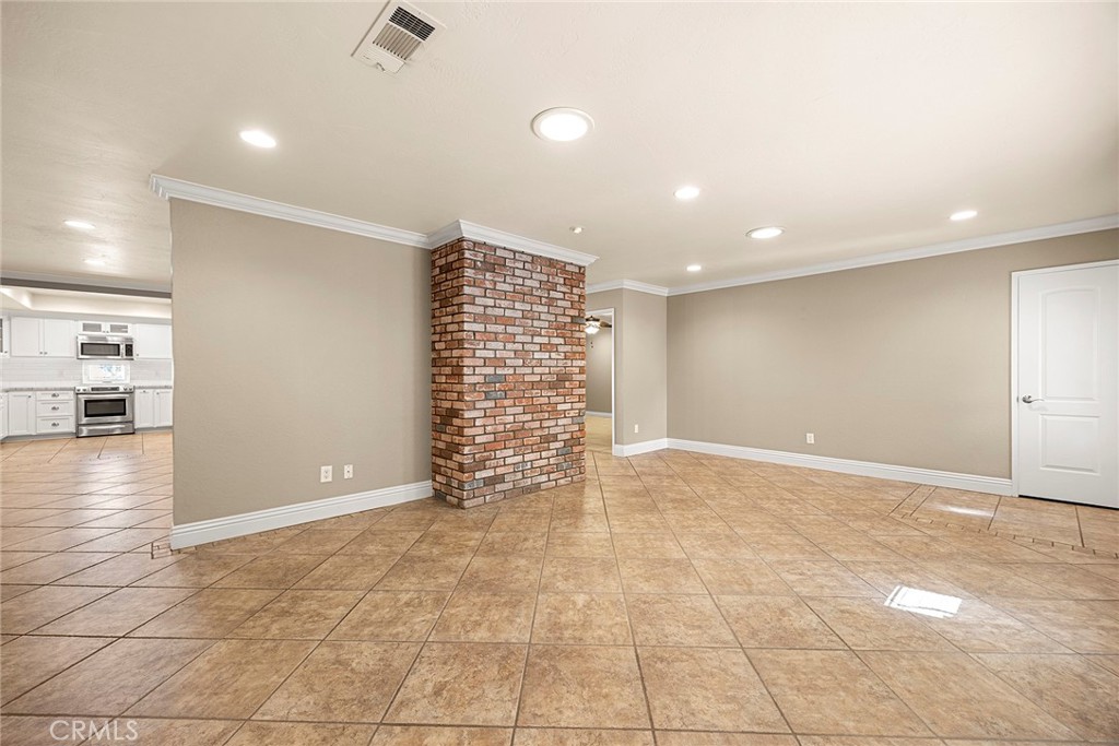 MLS #PW25253490 image #4