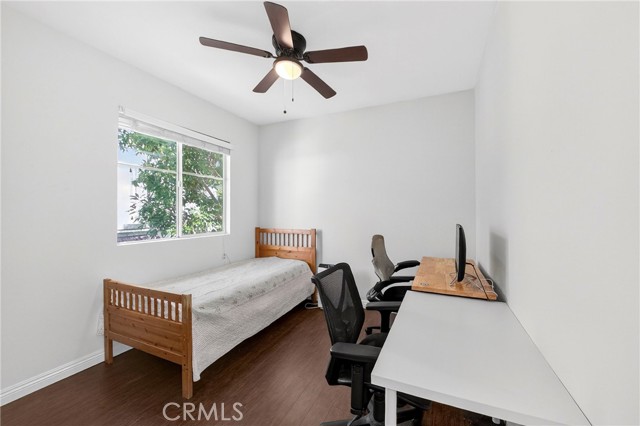 MLS #OC25248807 image #24