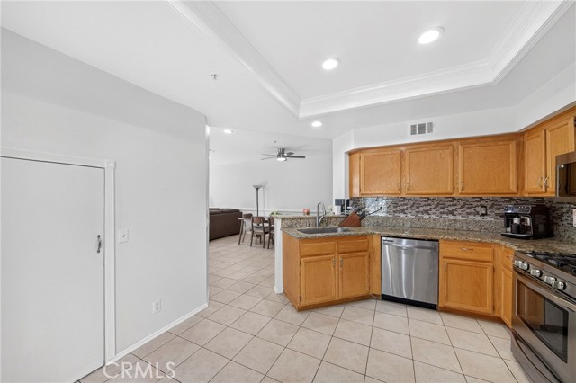 MLS #OC25248807 image #8