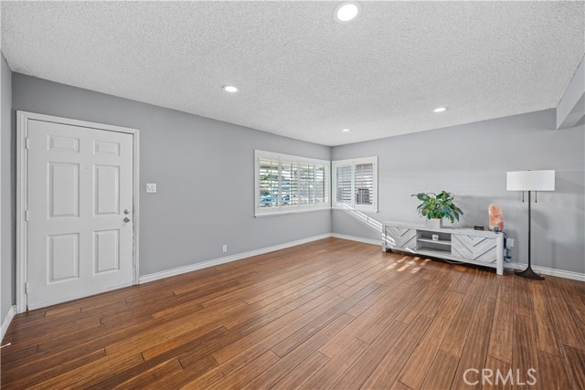 MLS #PW25254608 image #3