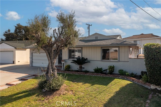 MLS #PW25254733 image #0