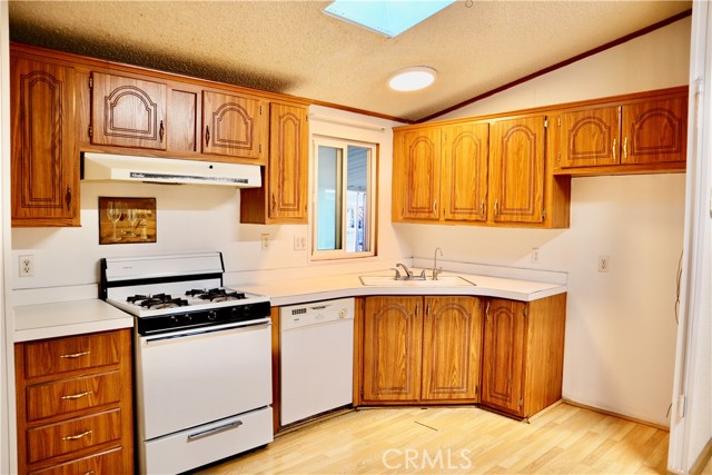 MLS #PW25255086 image #2