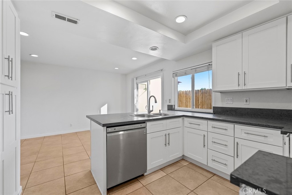 MLS #PW25255701 image #12