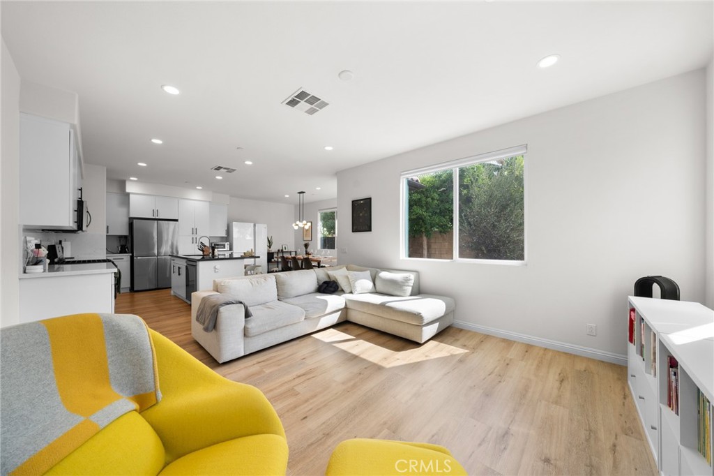 MLS #PW25232558 image #3