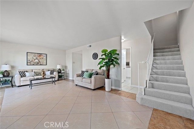 MLS #PW25256385 image #2